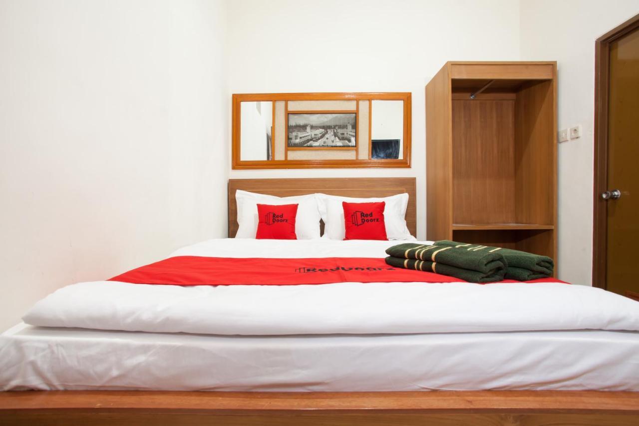 Reddoorz Syariah Near Singha Merjosari Park Wisma tamu Malang
